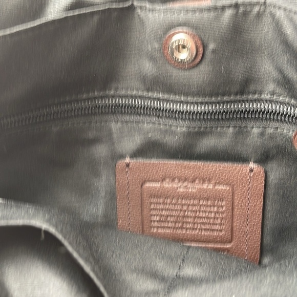 Coach Massager Leather Man Bag - Picture 8 of 8